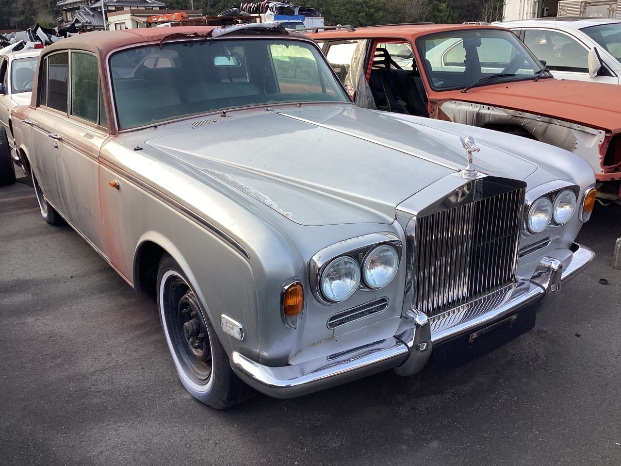 ROLLS-ROYCE SILVER SHADOW